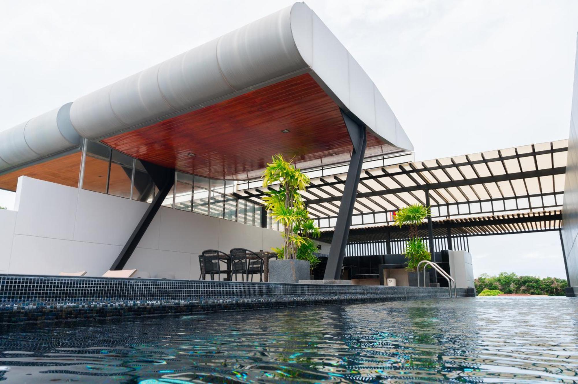 Aqua Villa Rawai Bagian luar foto